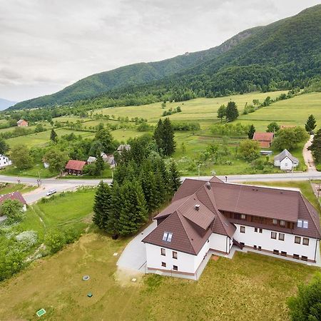 B&B Villa Angy Korenica Exteriér fotografie