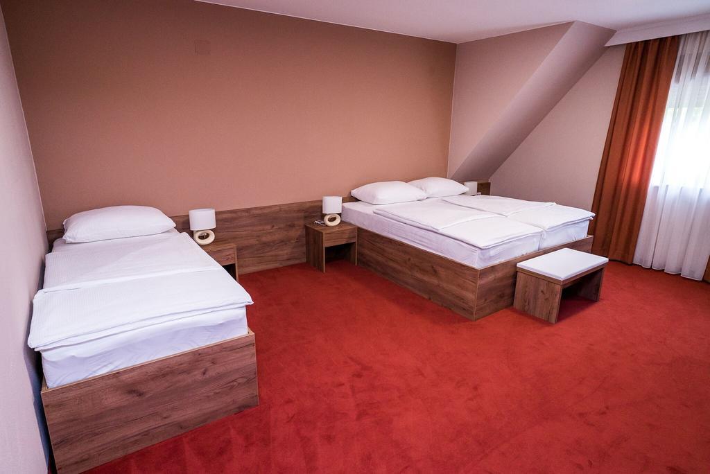B&B Villa Angy Korenica Exteriér fotografie
