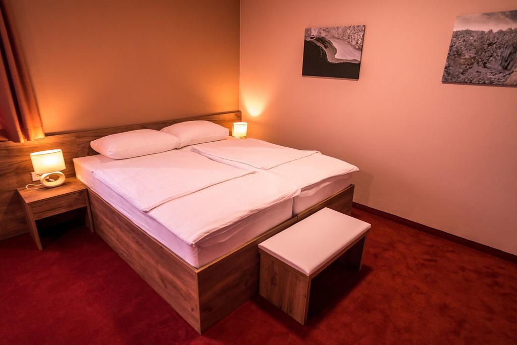 B&B Villa Angy Korenica Exteriér fotografie