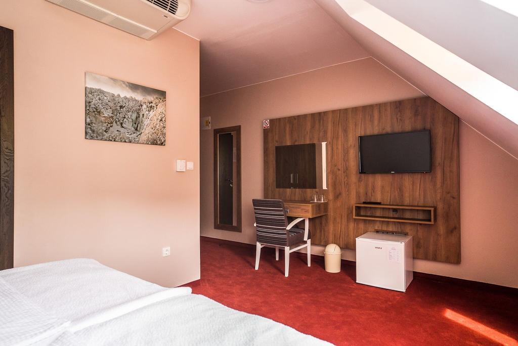 B&B Villa Angy Korenica Exteriér fotografie