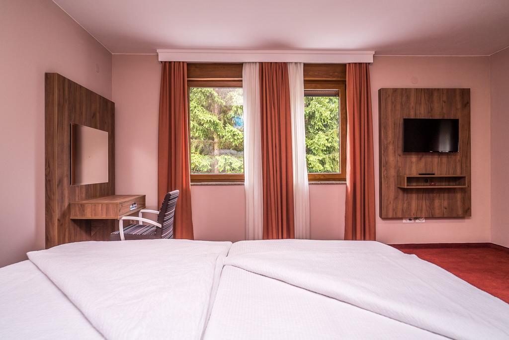B&B Villa Angy Korenica Exteriér fotografie